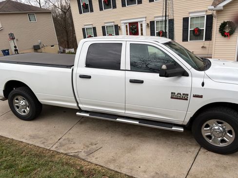 Used 2014 RAM 2500 Tradesman w/ Chrome Appearance Group image 1