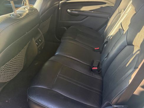 Used 2012 Cadillac SRX Luxury image 8