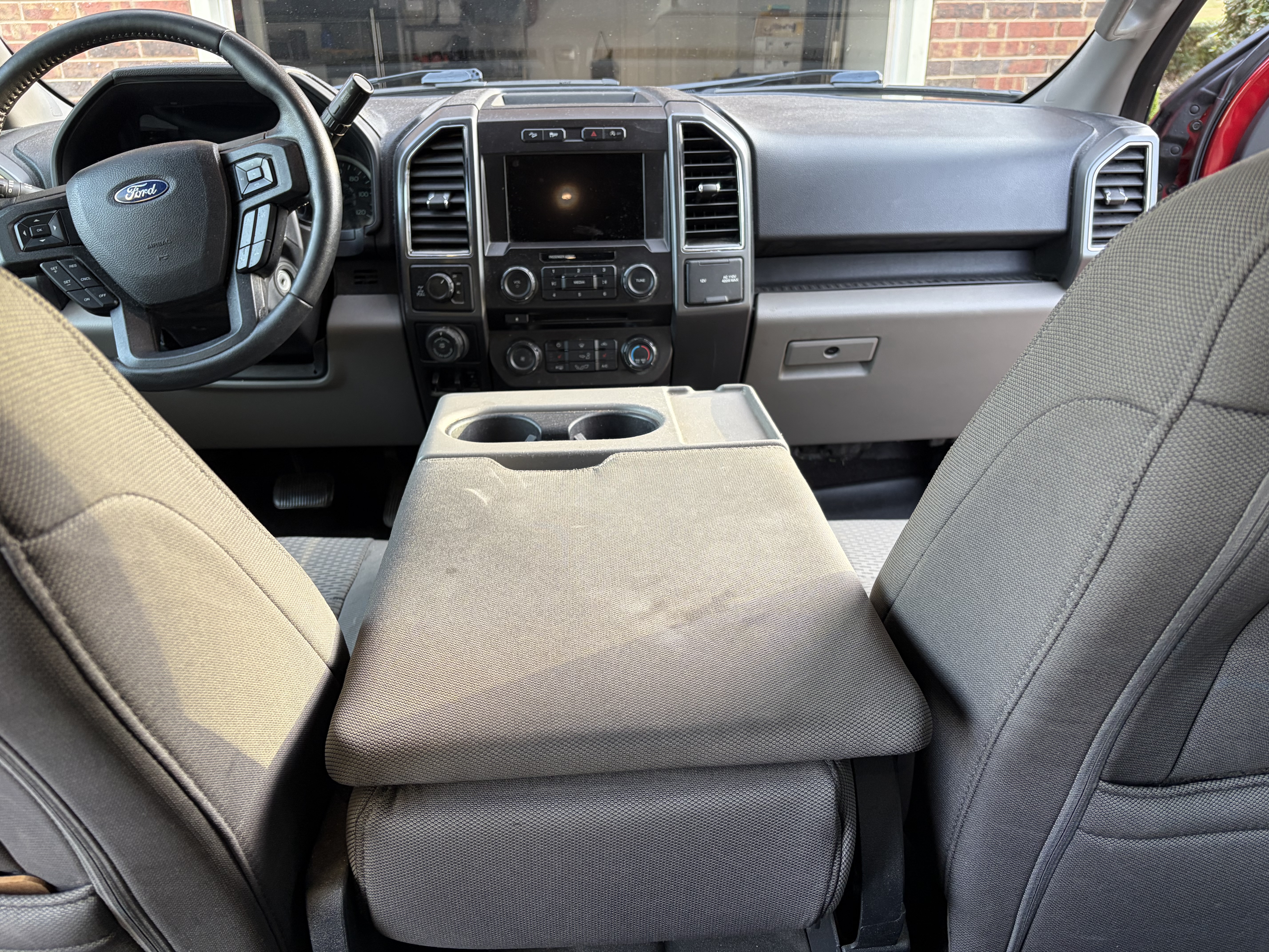 Used 2018 Ford F150 XLT w/ Equipment Group 302A Luxury AWD/4WD image 13