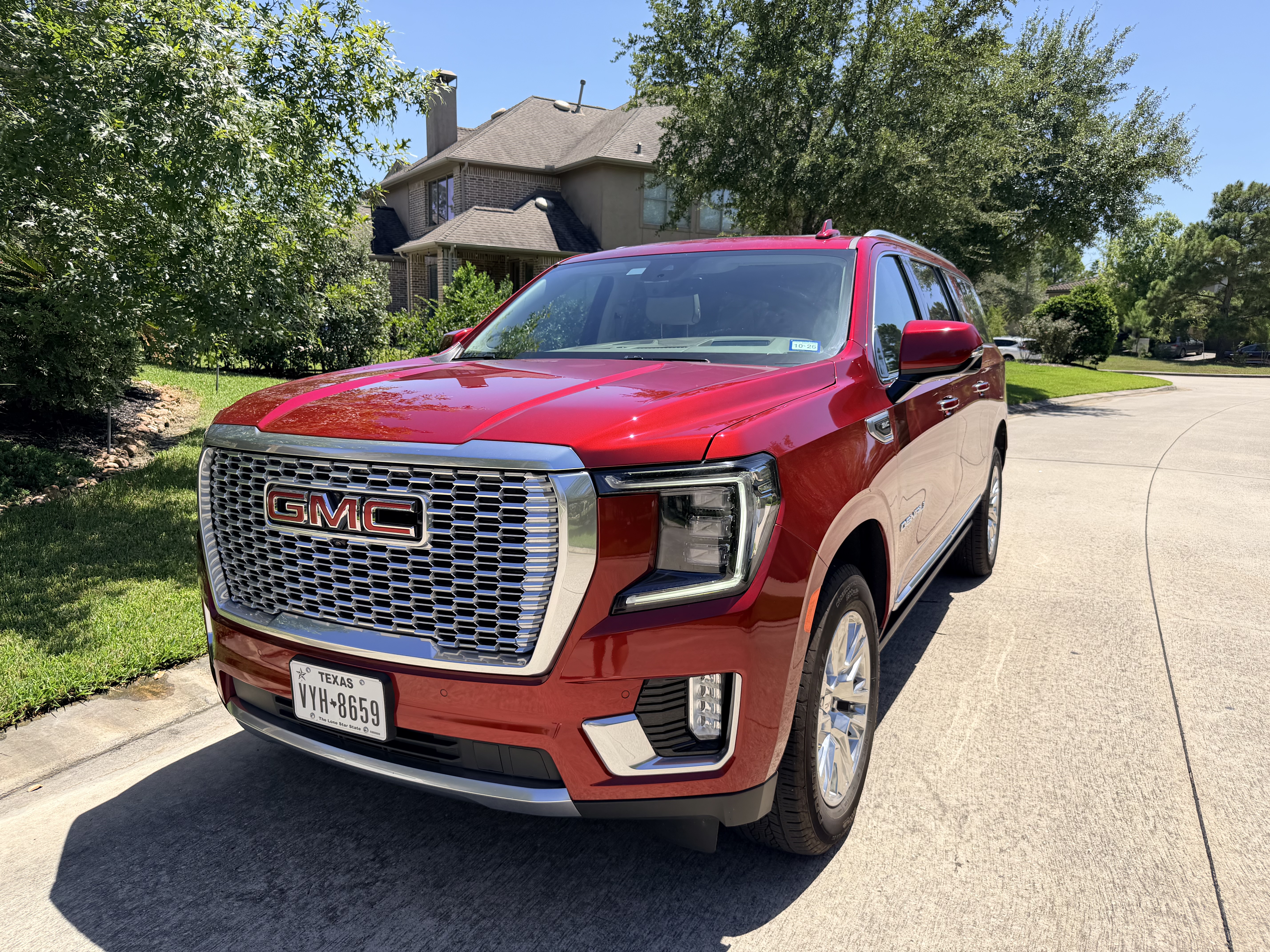 Used 2024 GMC Yukon XL Denali w/ Max Trailering Package AWD/4WD image 1