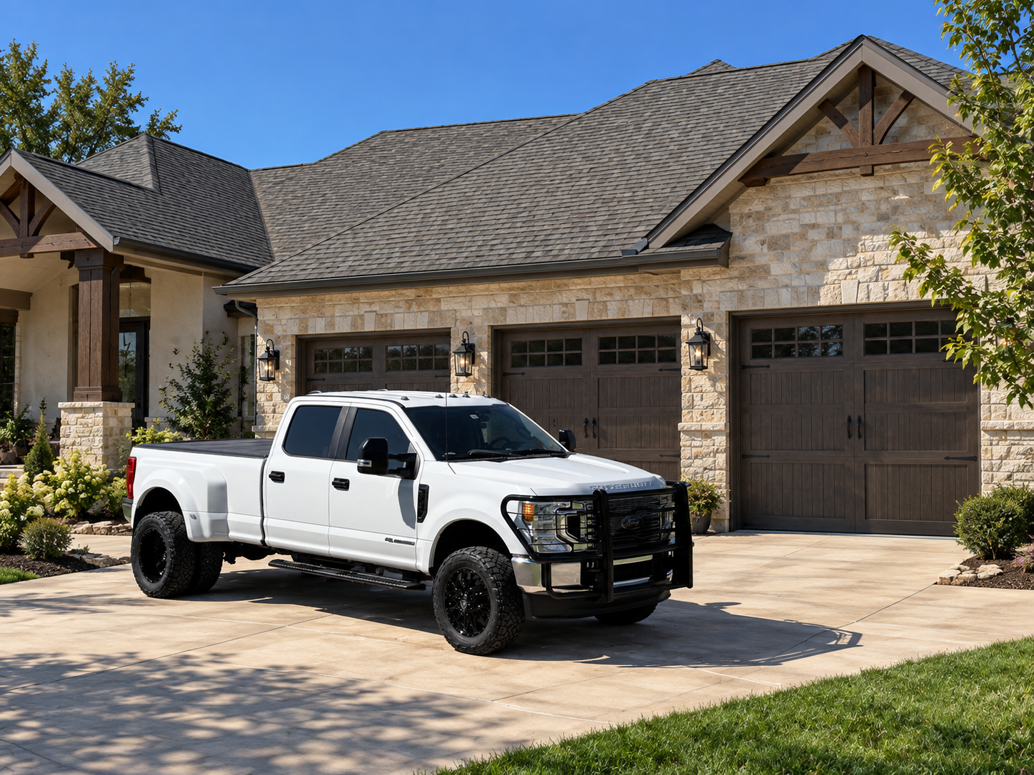 Used 2022 Ford F350 XL w/ STX Appearance Package AWD/4WD image 1