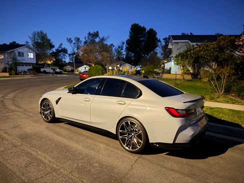 Used 2026 BMW M3 Competition w/ Executive Package RWD image 9