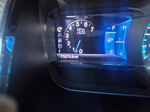 Used 2013 Ford Taurus SHO image 11