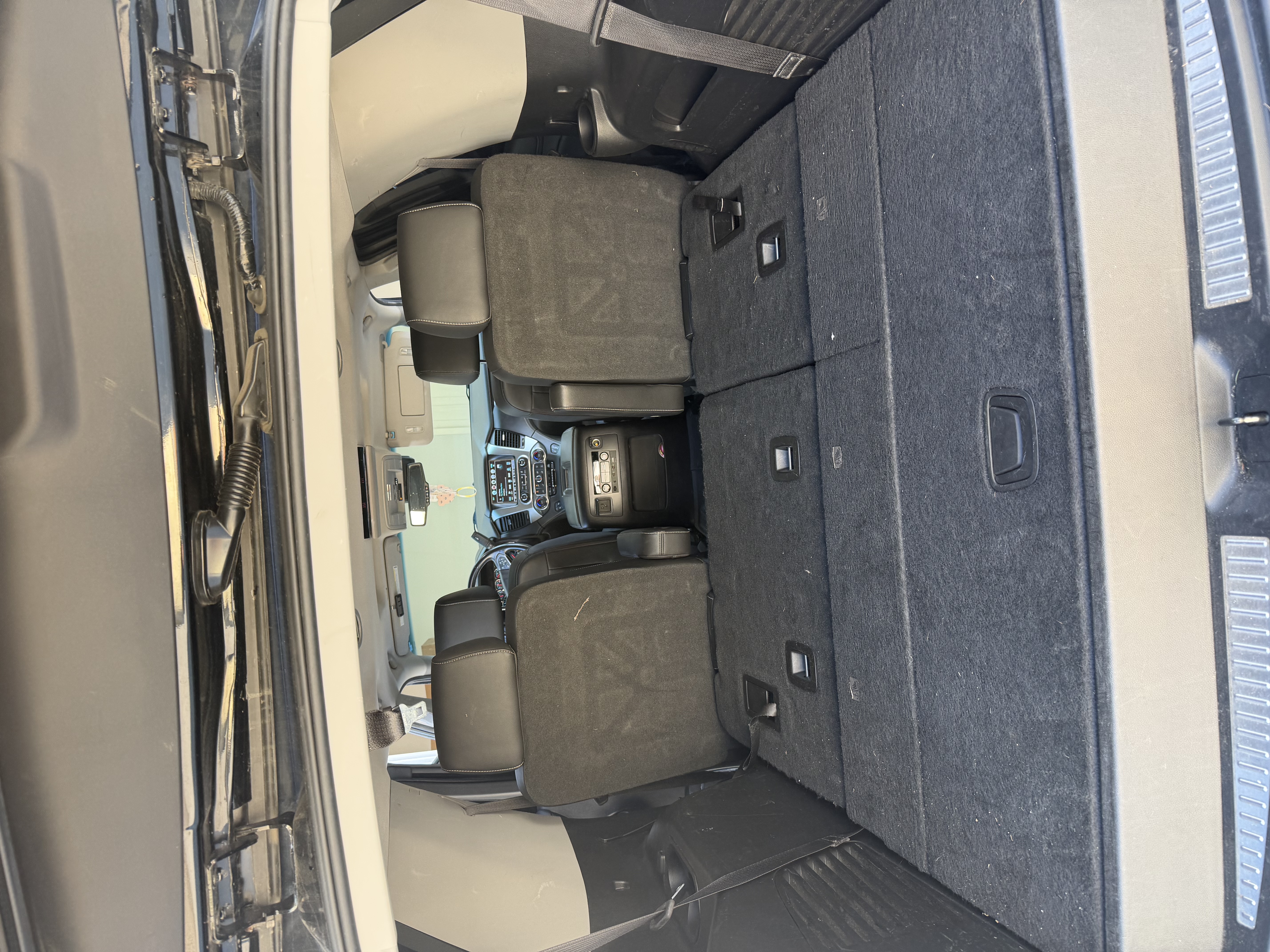 Used 2019 Chevrolet Tahoe LT AWD/4WD image 12