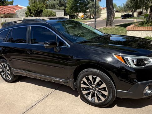 Used 2016 Subaru Outback 2.5i Limited AWD/4WD image 5