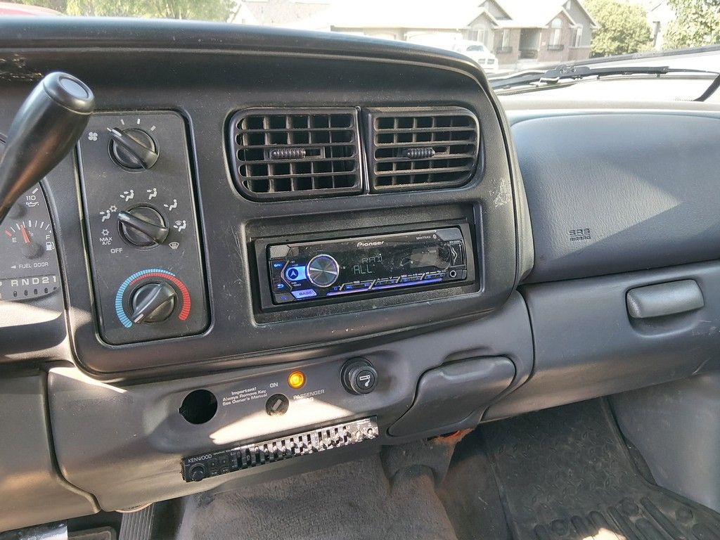 Used 1999 Dodge Dakota Sport RWD image 11