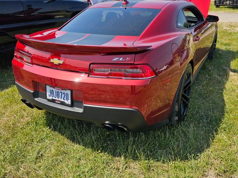 Used 2014 Chevrolet Camaro ZL1 RWD image 4