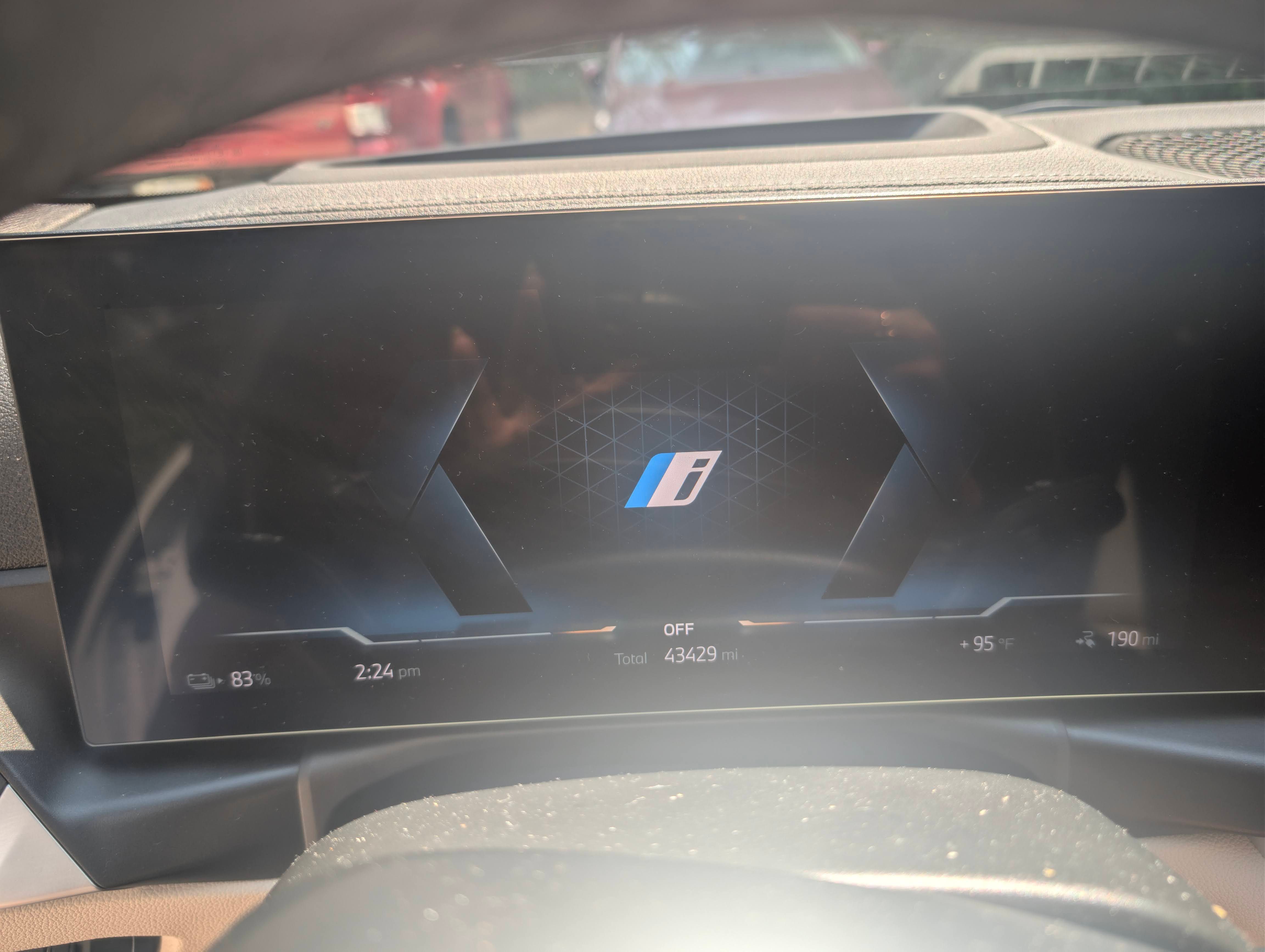 Used 2024 BMW i4 eDrive40 RWD image 8