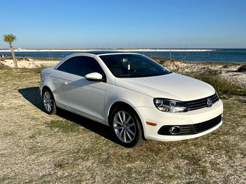 Used 2013 Volkswagen Eos Komfort image 8