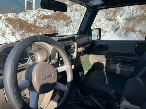 Used 2008 Jeep Wrangler Sahara w/ Dual Top Group image 12