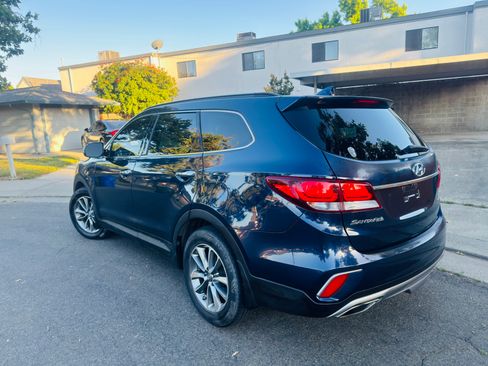 Used 2017 Hyundai Santa Fe SE w/ SE Premium Package 02 AWD/4WD image 4