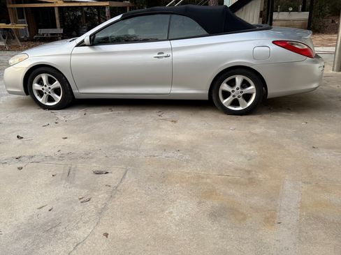 Used 2007 Toyota Solara SLE image 1