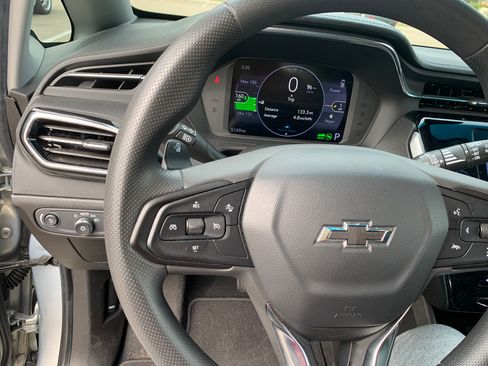 Used 2022 Chevrolet Bolt LT image 13