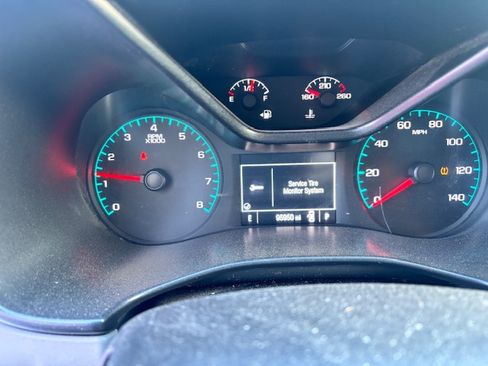 Used 2016 Chevrolet Colorado W/T image 9