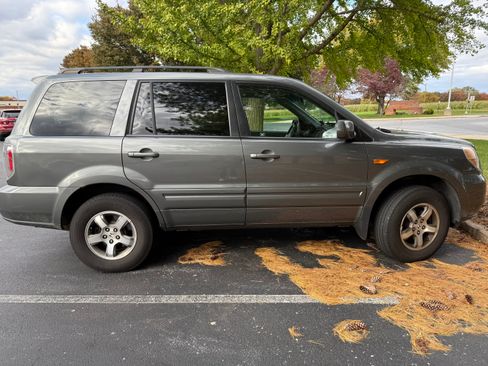 Used 2008 Honda Pilot EX-L image 2