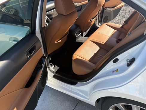 Used 2015 Lexus IS 250 AWD w/ Premium Package image 5