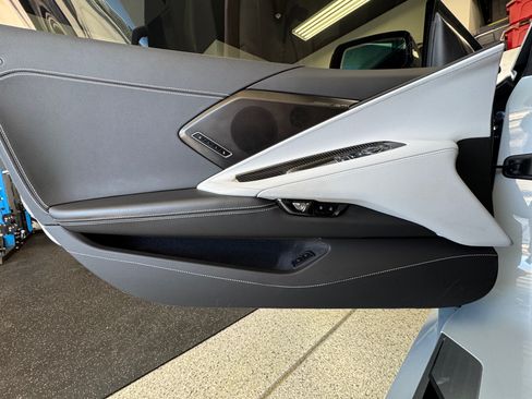 Used 2023 Chevrolet Corvette Stingray Preferred Cpe w/ Z51 Performance Package image 8