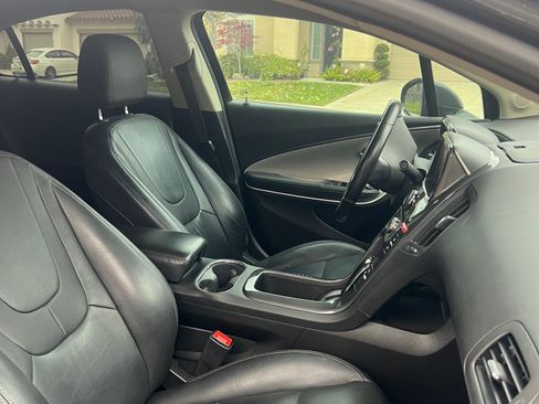 Used 2014 Chevrolet Volt Premium w/ Premium Trim Package image 12