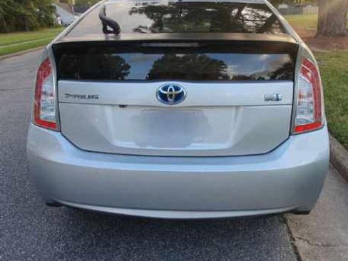 Used 2012 Toyota Prius Three image 6