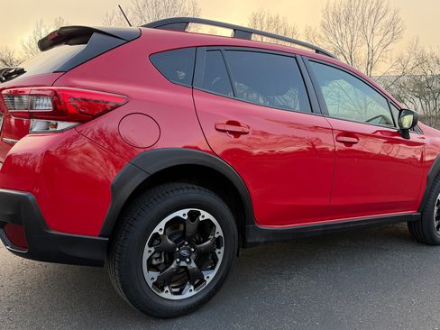 Used 2023 Subaru Crosstrek 2.0i image 10