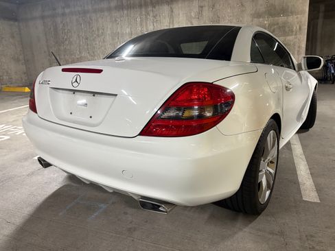 Used 2009 Mercedes-Benz SLK 350 image 9