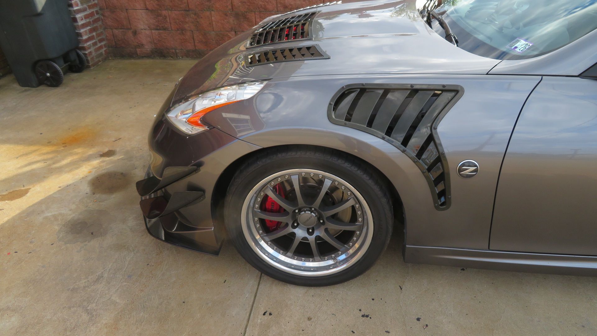 Used 2011 Nissan 370Z NISMO RWD image 9