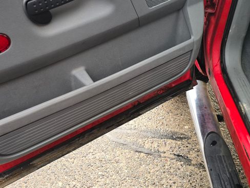 Used 2008 Dodge Ram 1500 Truck SLT image 15