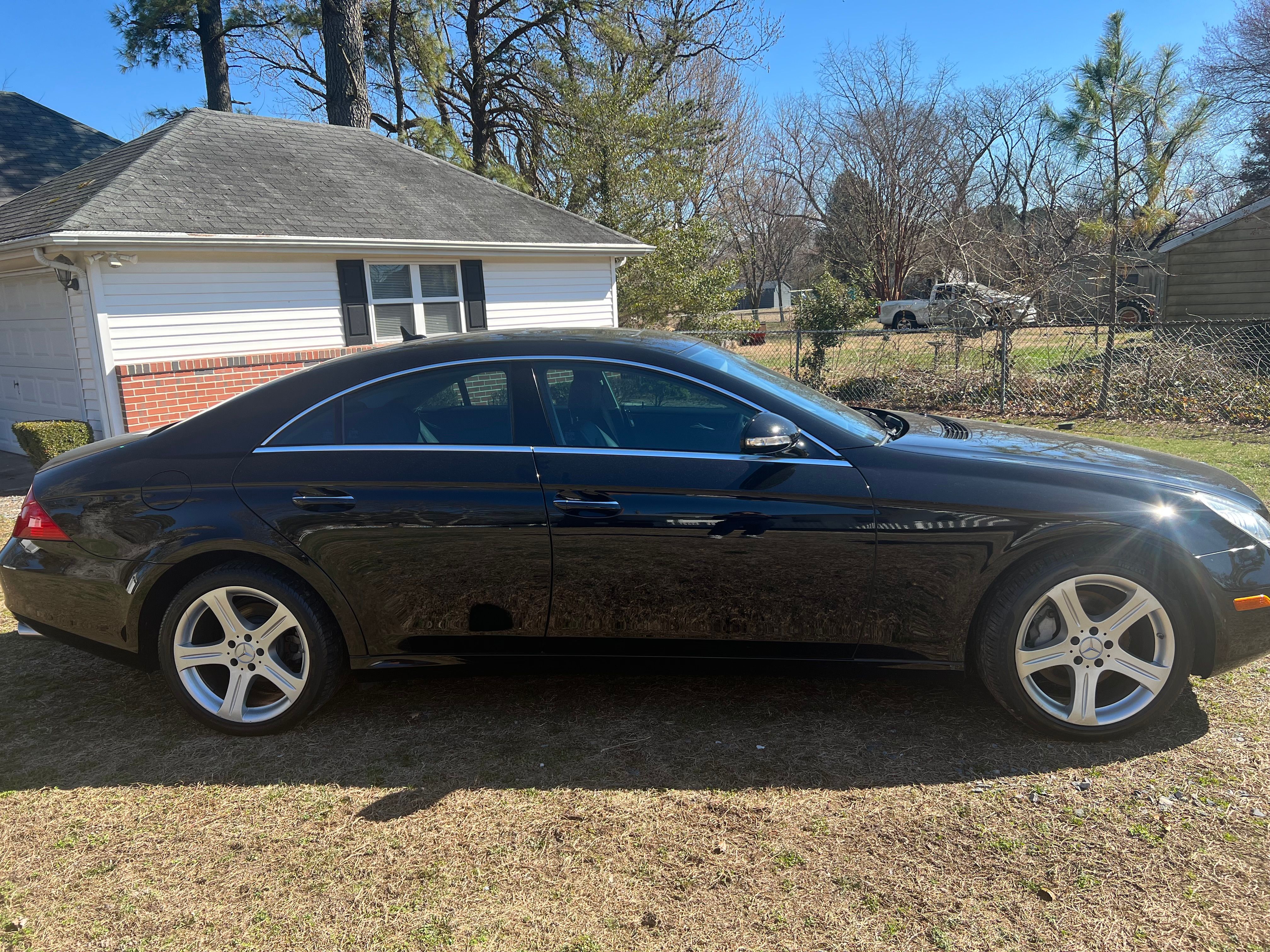 Used 2007 Mercedes-Benz CLS 550 image 1