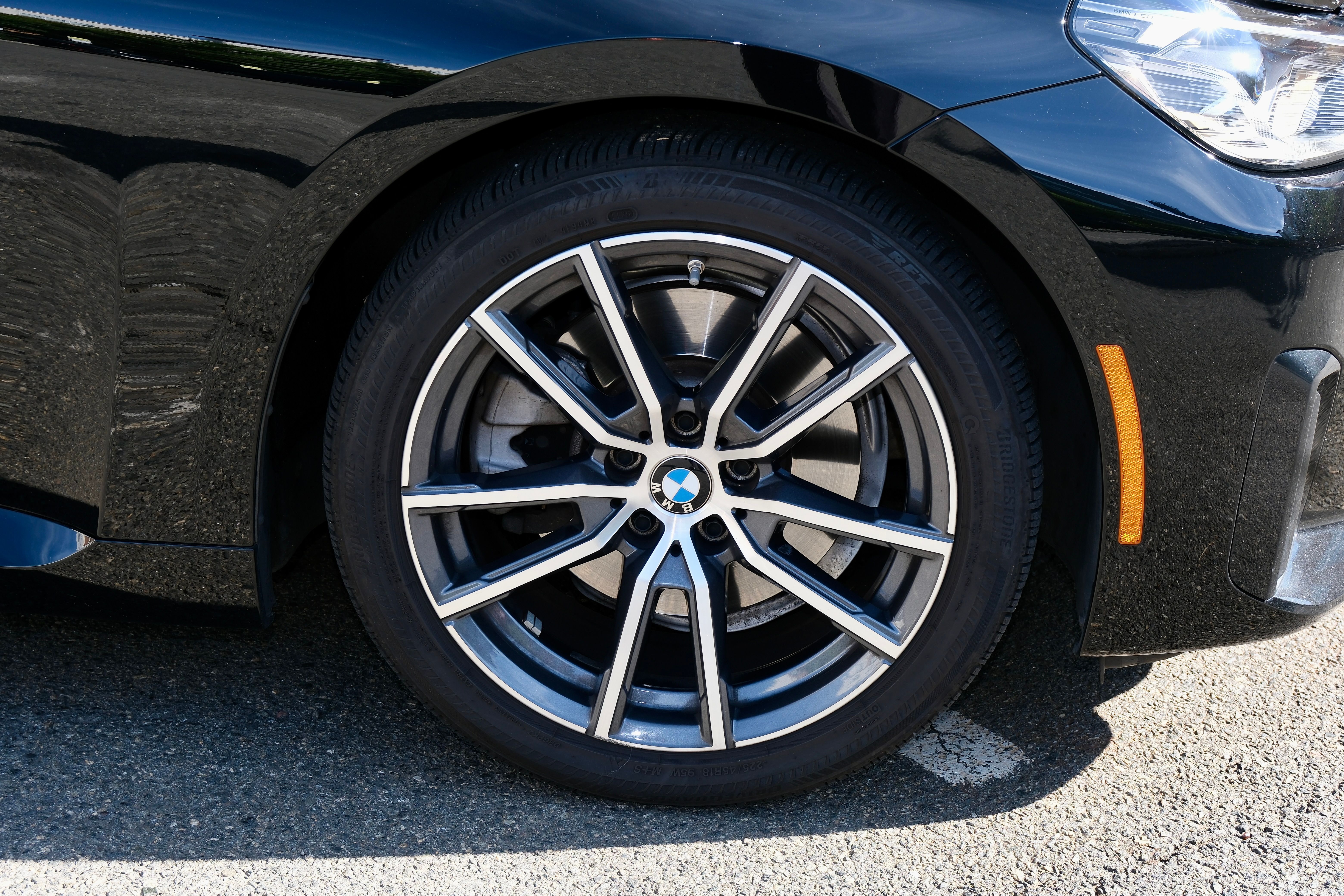Used 2023 BMW 230i Coupe w/ Premium Package RWD image 15