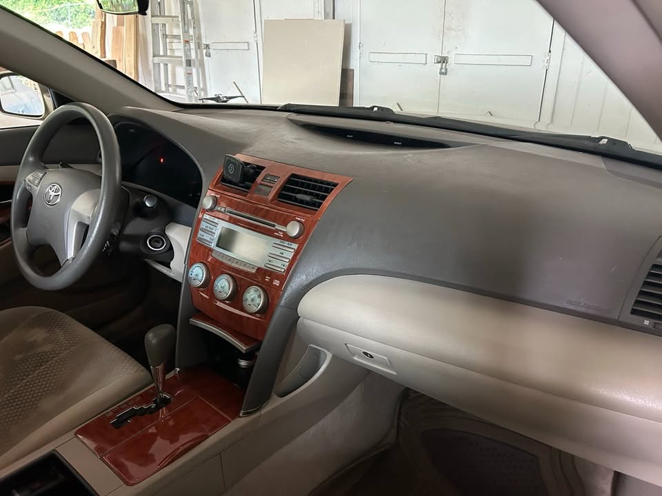 Used 2008 Toyota Camry LE FWD image 14