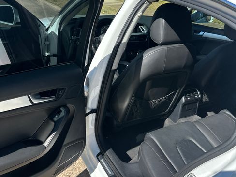 Used 2009 Audi A4 2.0T Premium Plus w/ Premium Plus Pkg image 14