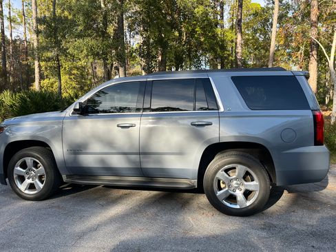 Used 2016 Chevrolet Tahoe LT w/ Luxury Package image 12