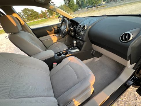 Used 2015 Nissan Rogue S w/ Convenience Package FWD image 23