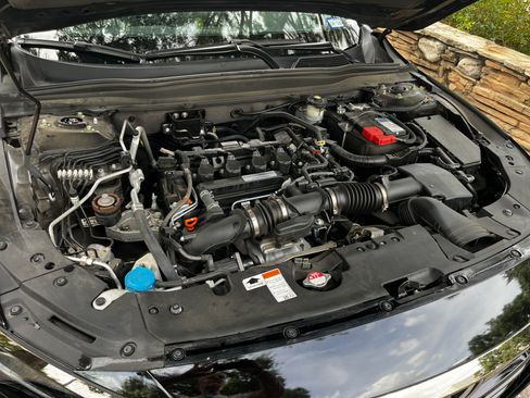 Used 2020 Honda Accord Sport image 8