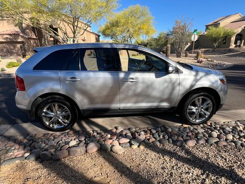 Used 2013 Ford Edge Limited image 19