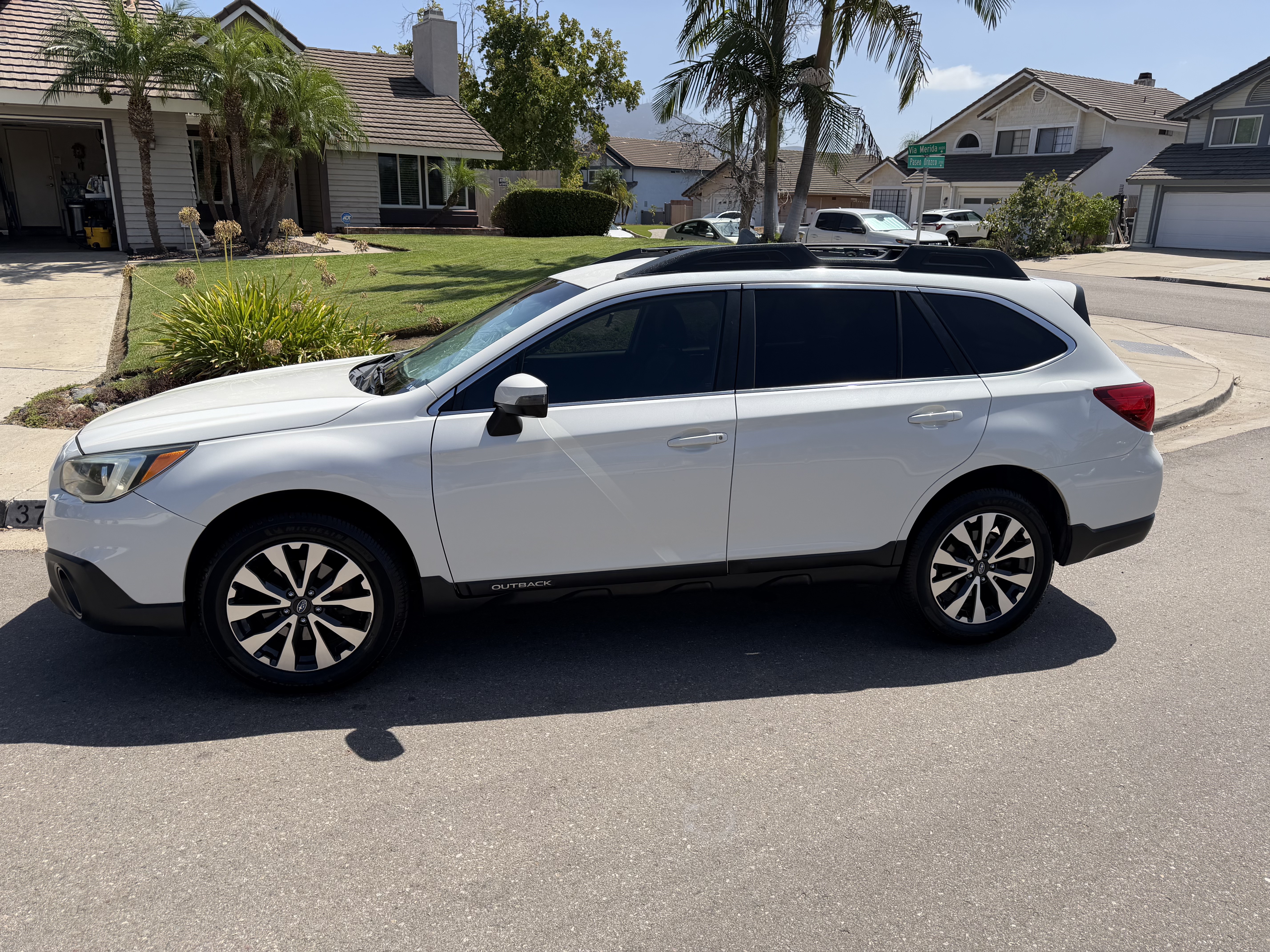 Used 2015 Subaru Outback 3.6R Limited AWD/4WD image 6