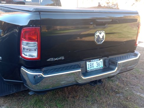 Used 2021 RAM 3500 Tradesman w/ Max Tow Package image 6