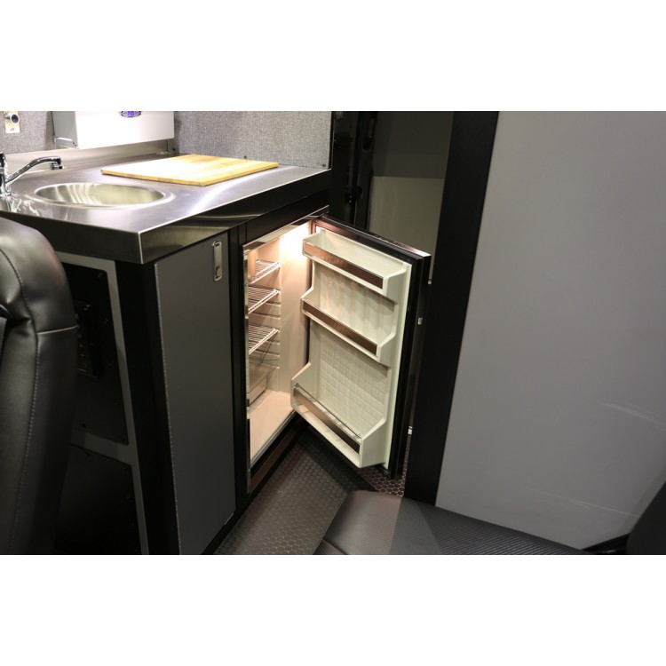 Used 2012 Mercedes-Benz Sprinter 3500 image 2