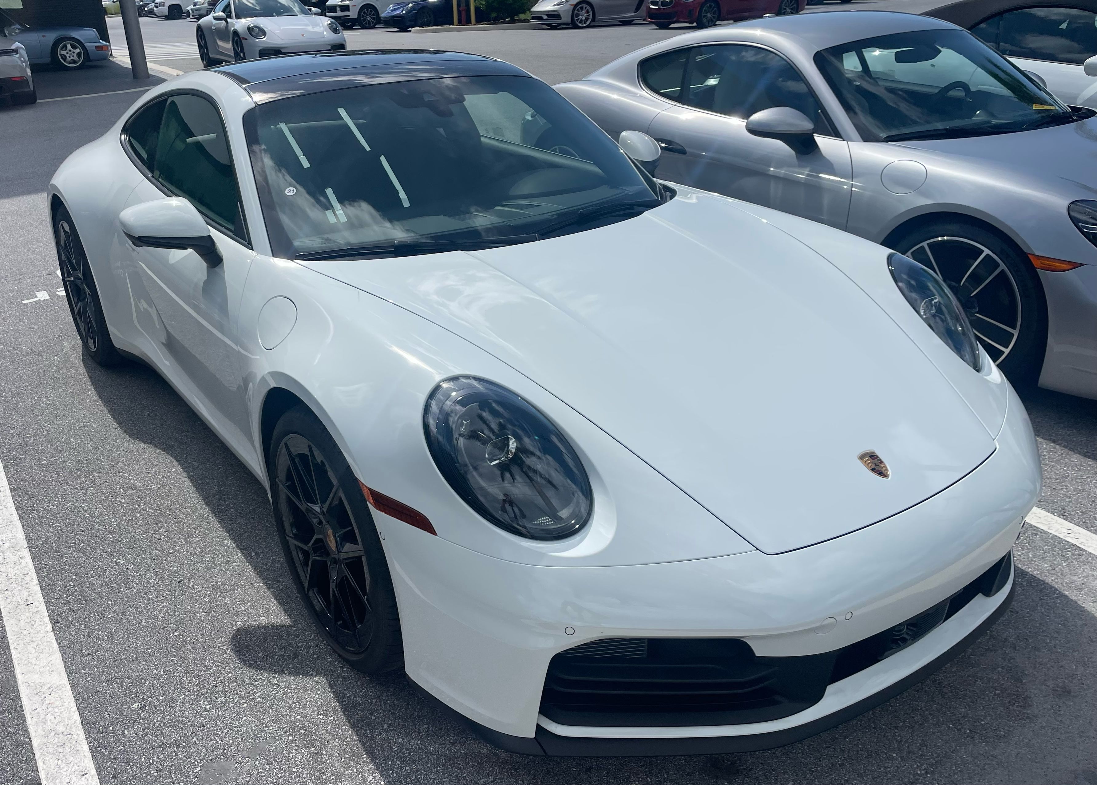 Used 2025 Porsche 911 Carrera RWD image 2