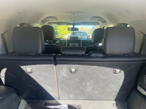 Used 2014 Toyota FJ Cruiser 4WD w/ Upgrade Package image 10
