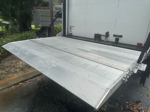 Used 2021 Mercedes-Benz Sprinter 4500 image 11