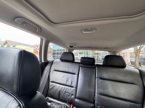 Used 2009 Subaru Outback 2.5i Limited image 18