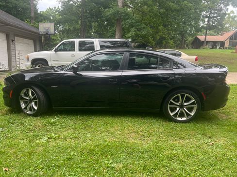 Used 2015 Dodge Charger R/T w/ Plus Group RWD image 1