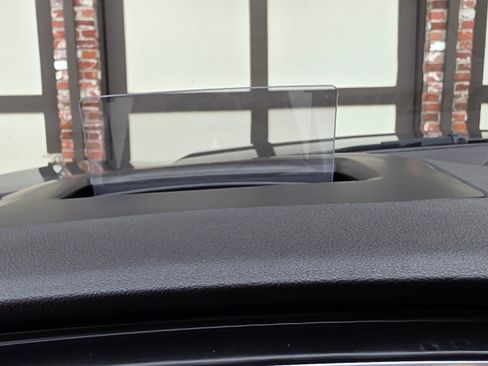 Used 2020 Ford Escape Titanium w/ Titanium Premium Package 2.0 image 21