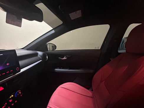 Used 2024 Kia Forte GT-Line image 12