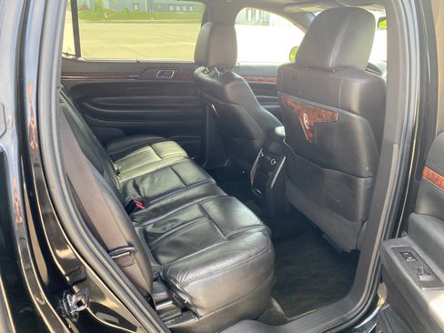 Used 2015 Lincoln MKT AWD image 13