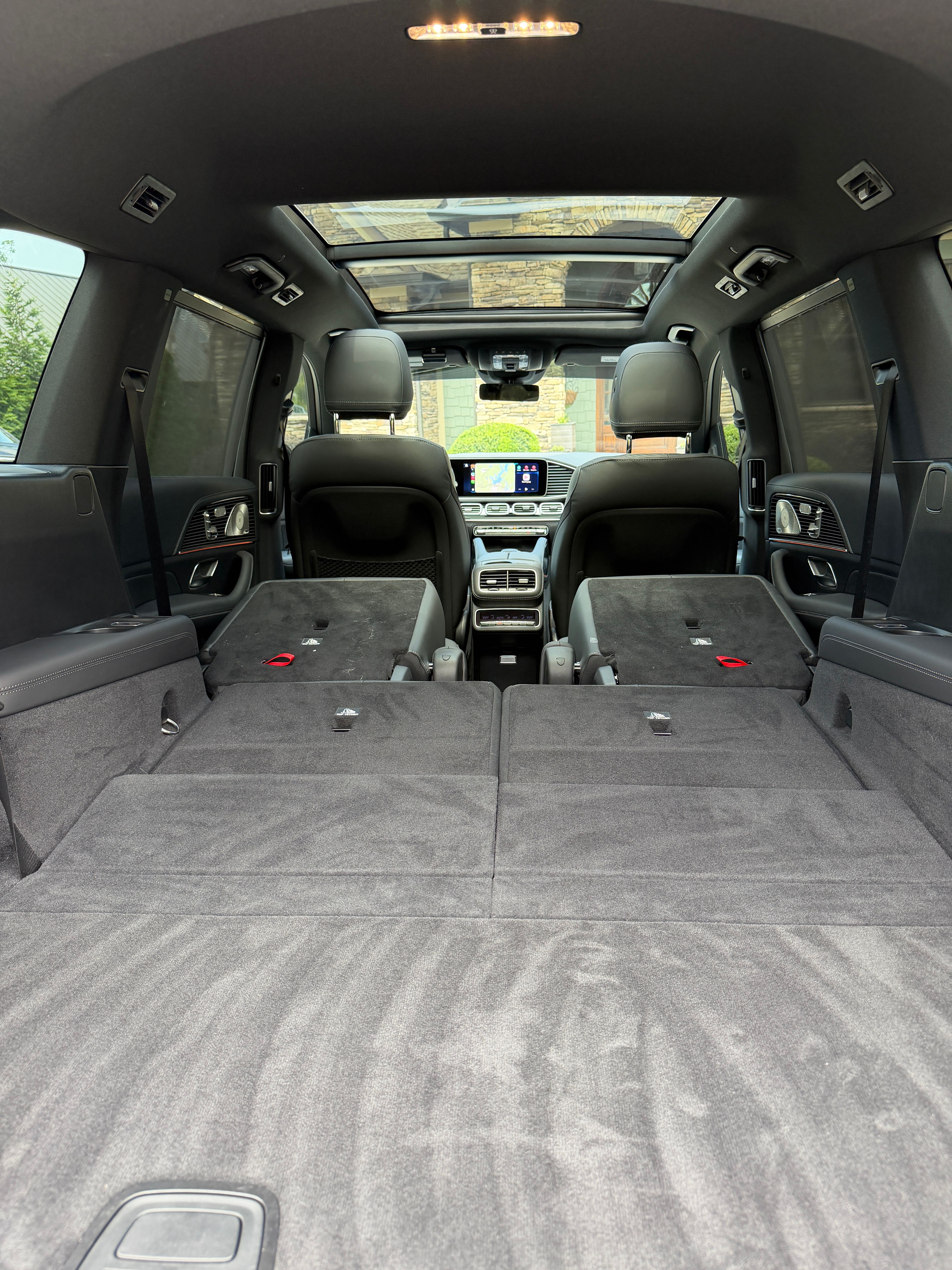 Used 2024 Mercedes-Benz GLS 580 4MATIC image 16