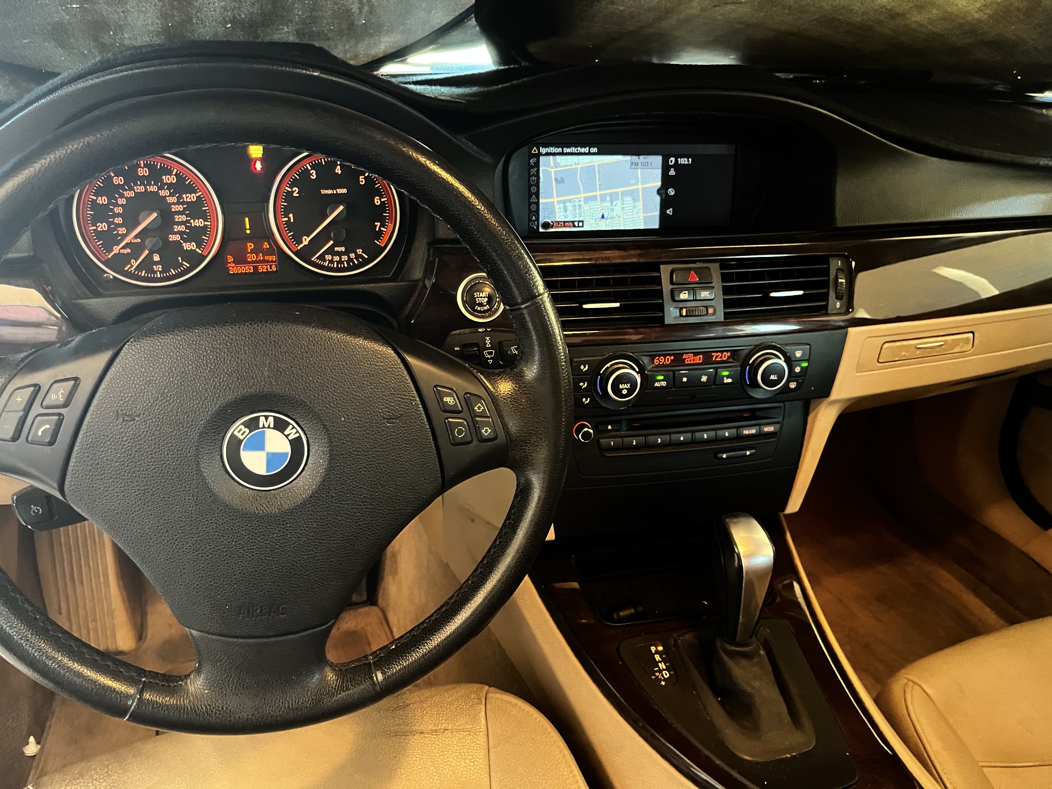 Used 2010 BMW 328i Sedan RWD image 8