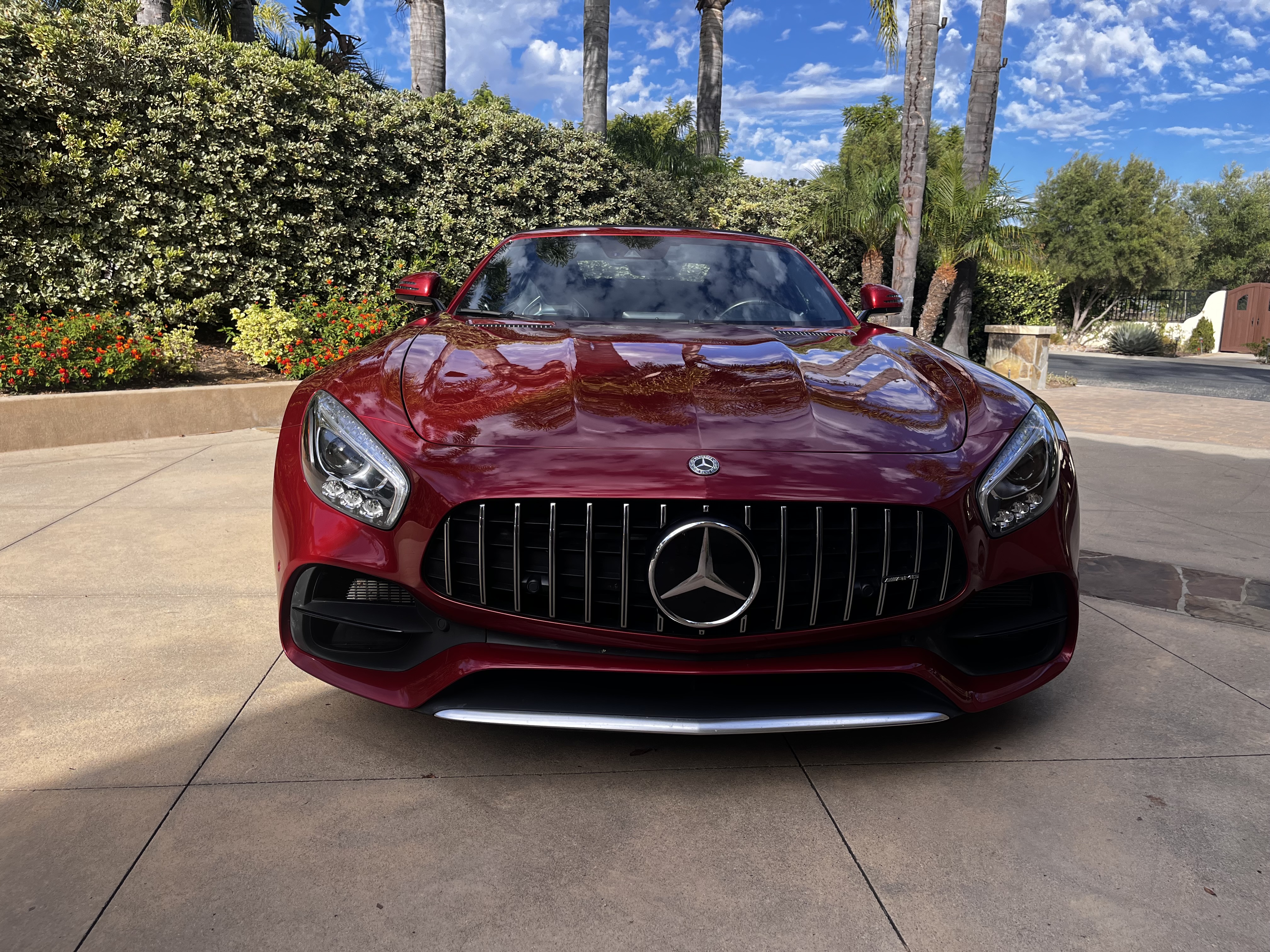 Used 2018 Mercedes-Benz AMG GT Roadster image 4