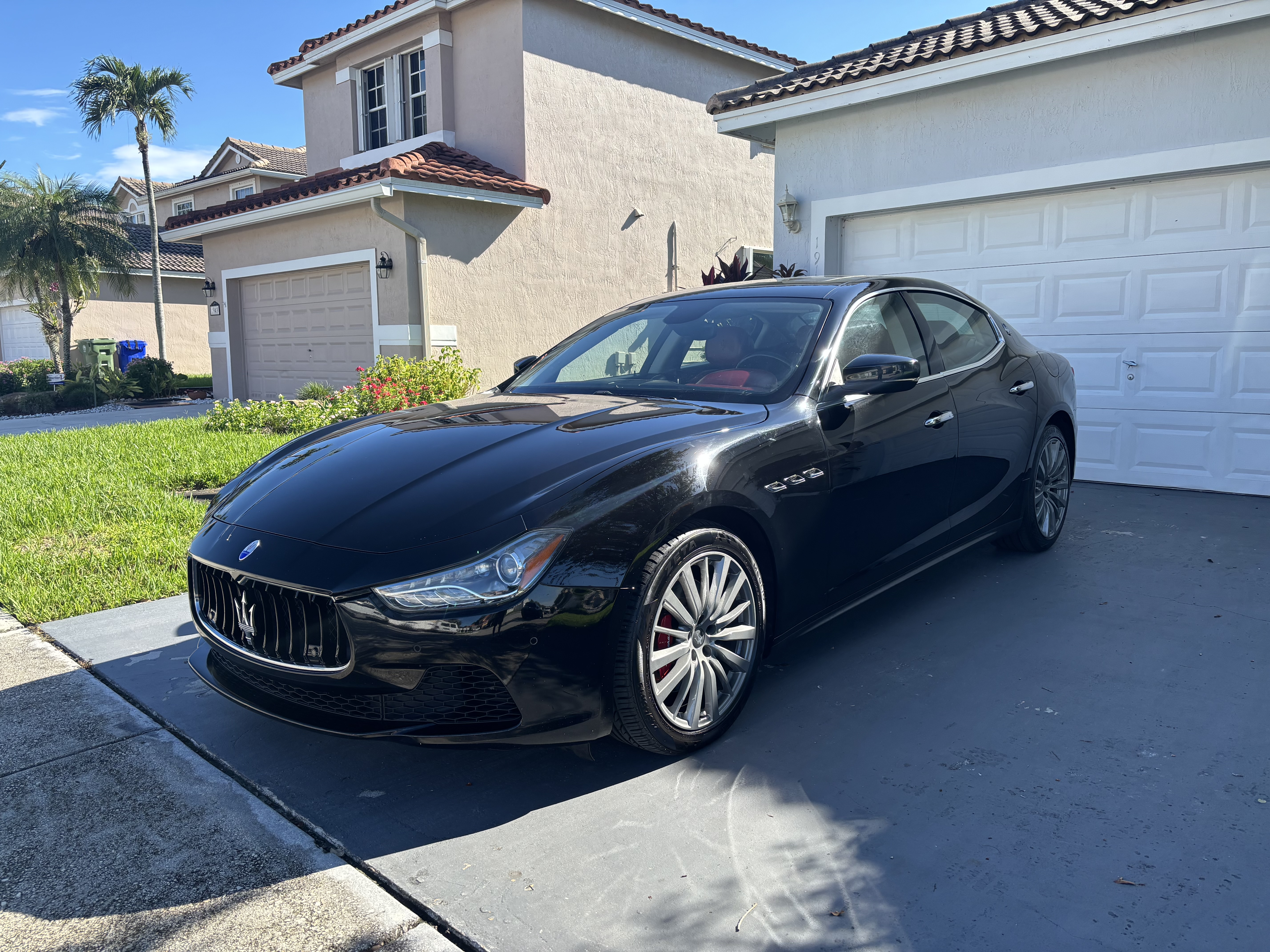 Used 2017 Maserati Ghibli RWD image 1
